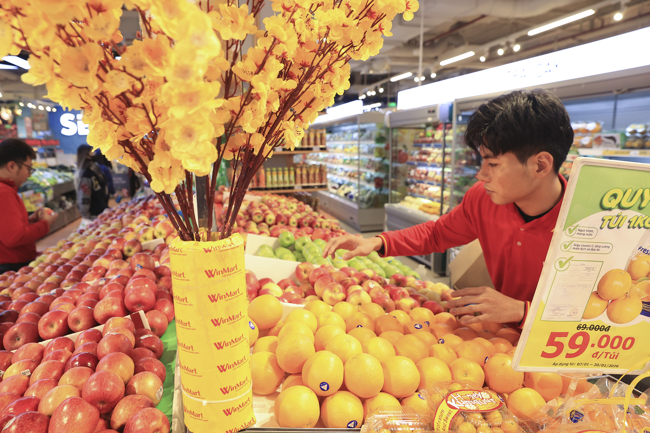 WinMart cung ứng hàng hóa đầy đủ, giá cả bình ổn.jpg WinMart cung ứng hàng hóa đầy đủ, giá cả bình ổn.jpg